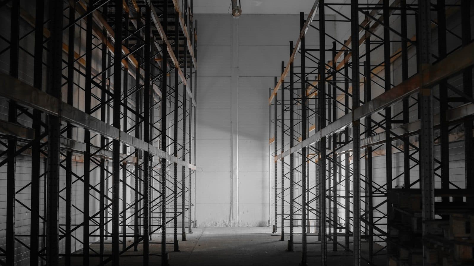 Bars of differing height representing dock activity
